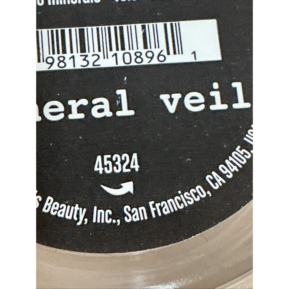 BareMinerals ID Mineral Veil Face Setting Powder Full size 45324 Finishing